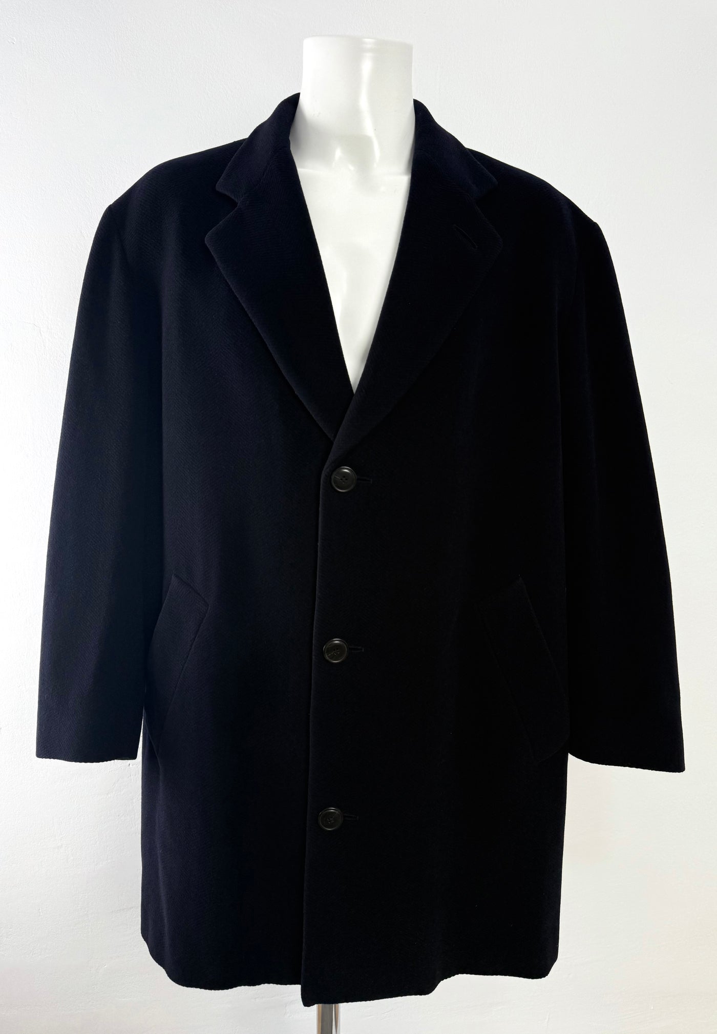 Abrigo Hugo Boss (XL)