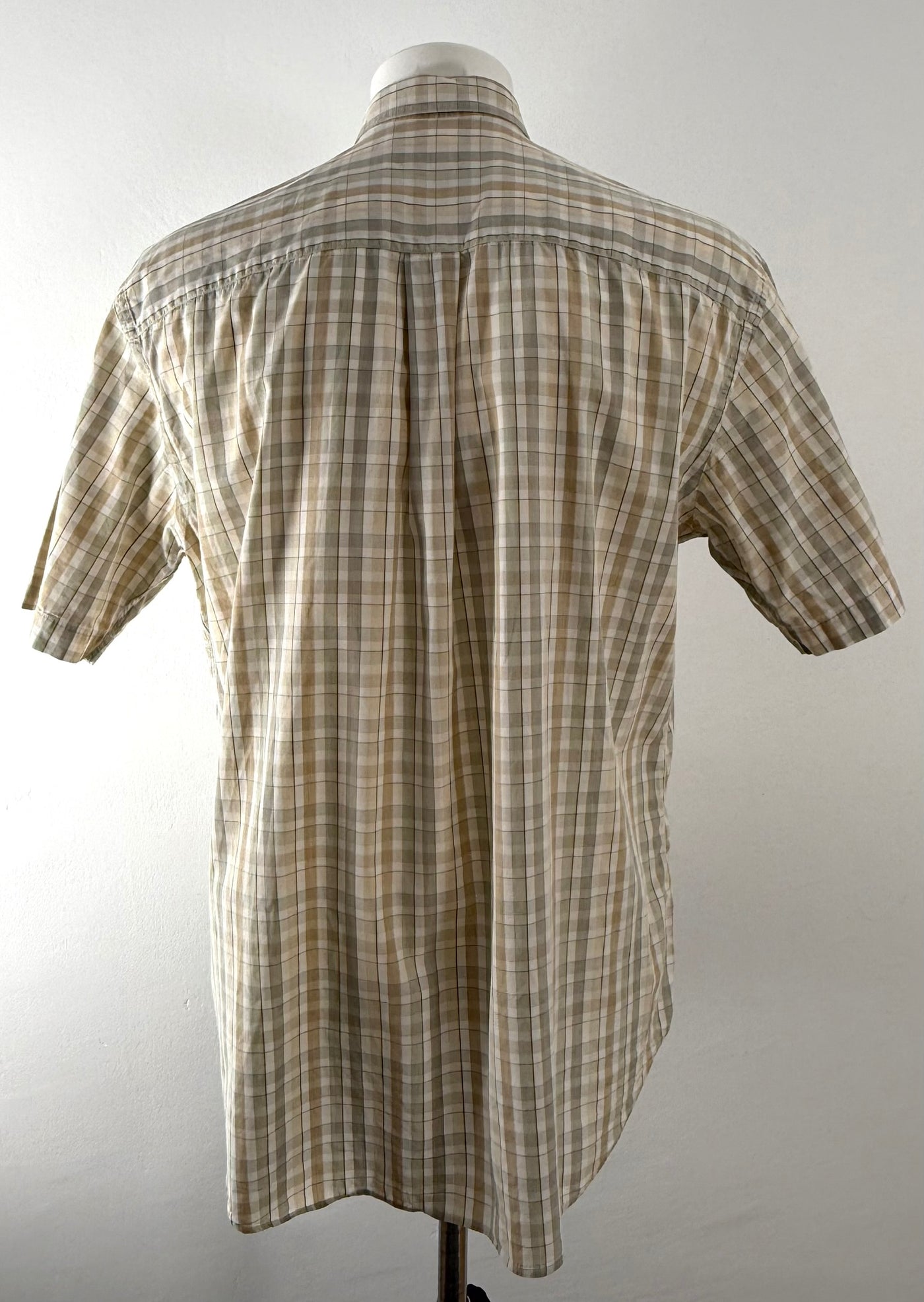 Camisa Burberry (L)