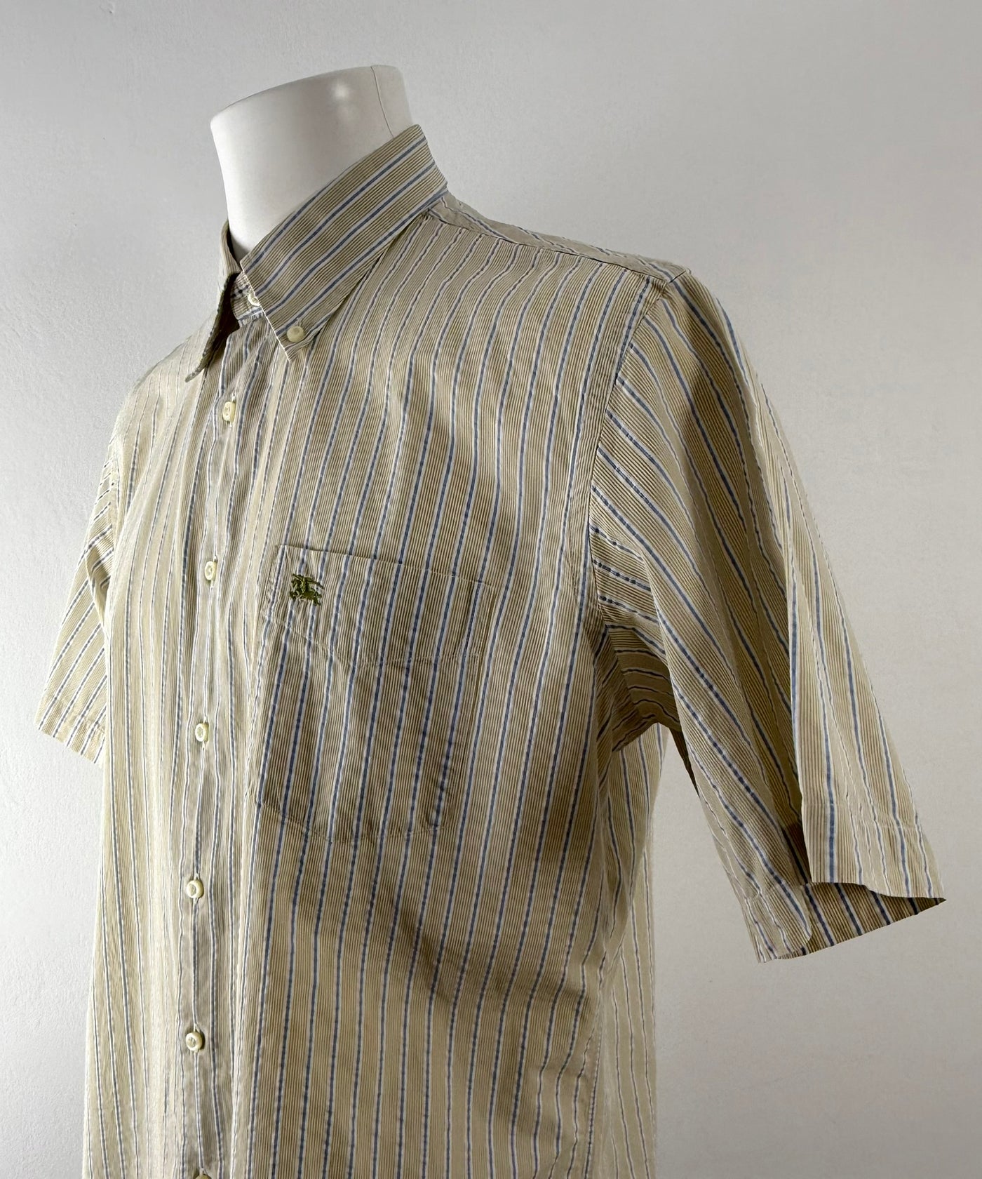 Camisa Burberry (L)