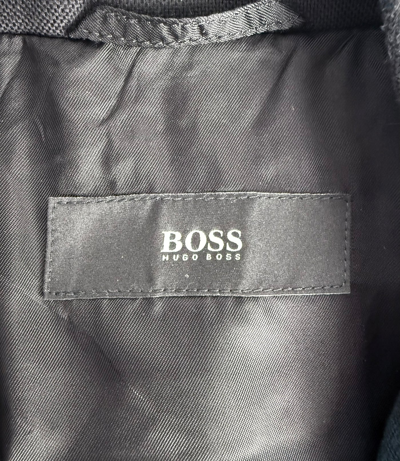Abrigo Hugo Boss (L)