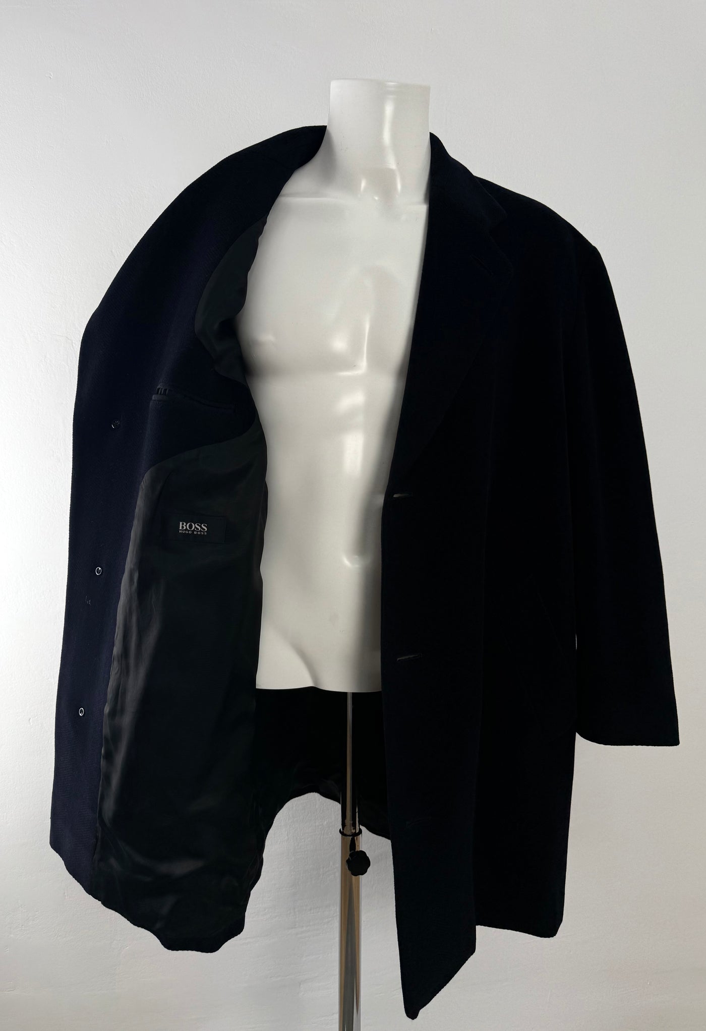 Abrigo Hugo Boss (XL)