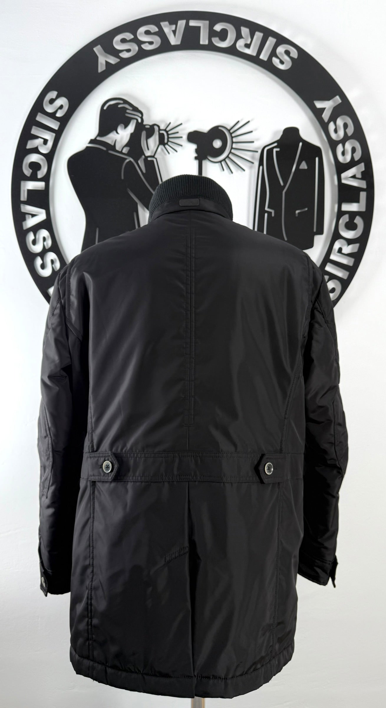 Abrigo Hugo Boss (XL)