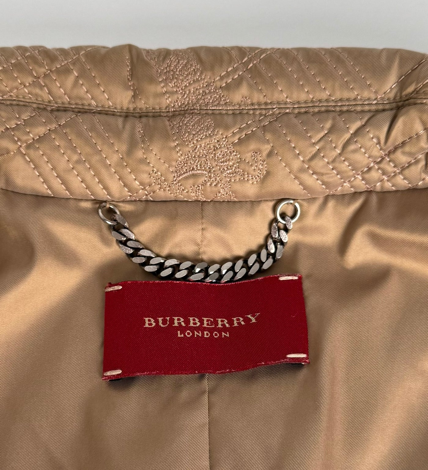 Cazadora Burberry (L)