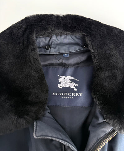 Abrigo Burberry (L)