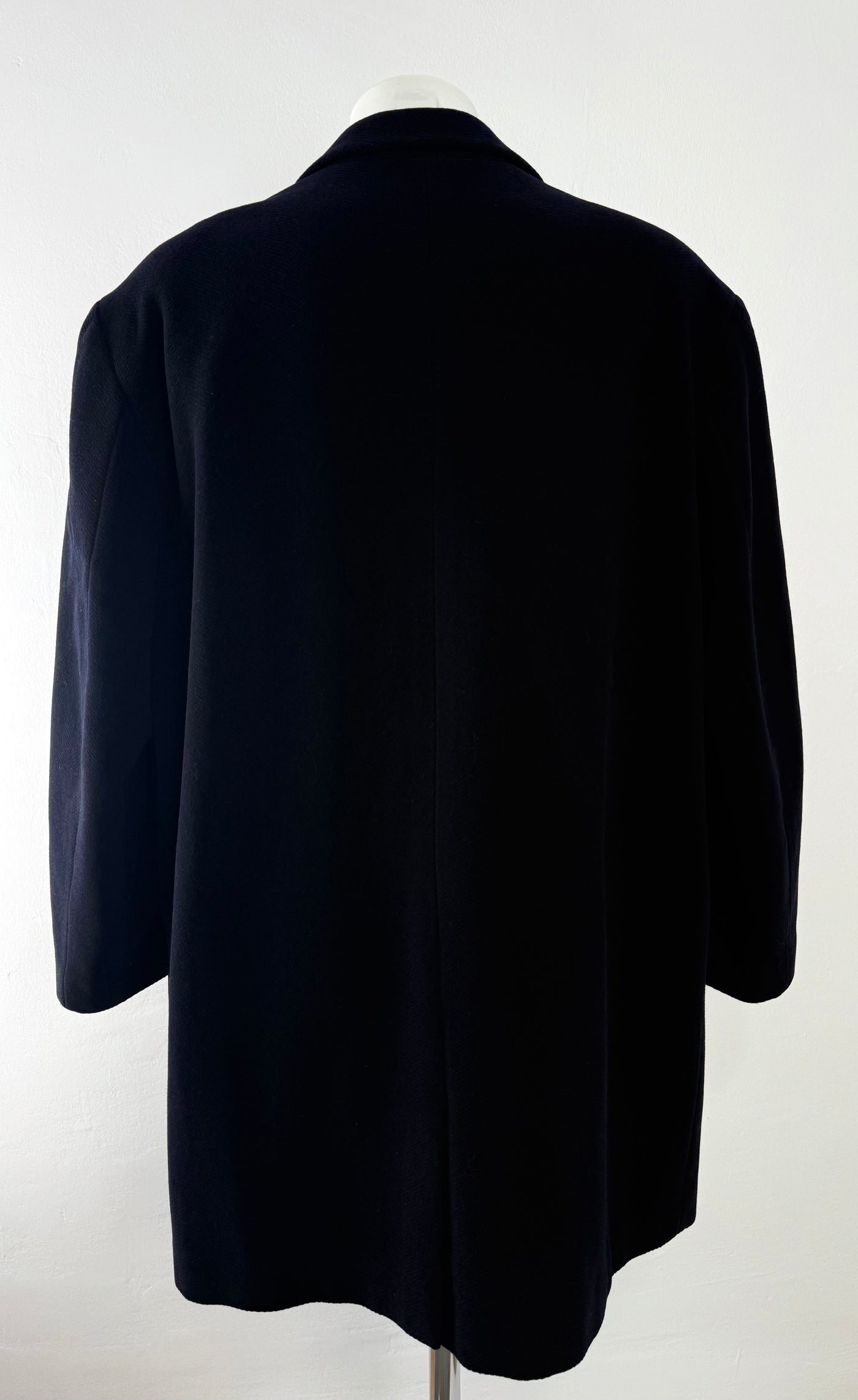 Abrigo Hugo Boss (XL)