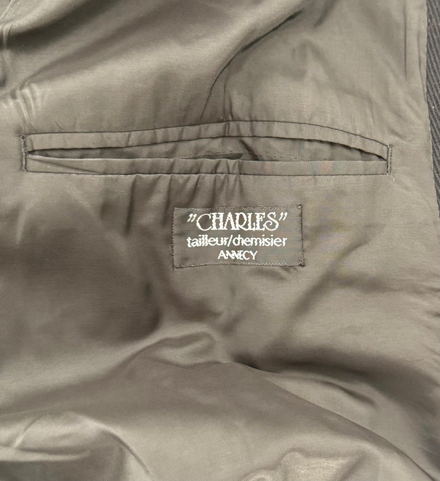 Abrigo Hugo Boss (XL)