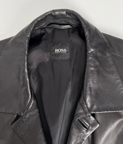 Abrigo de piel Hugo Boss (XXL)
