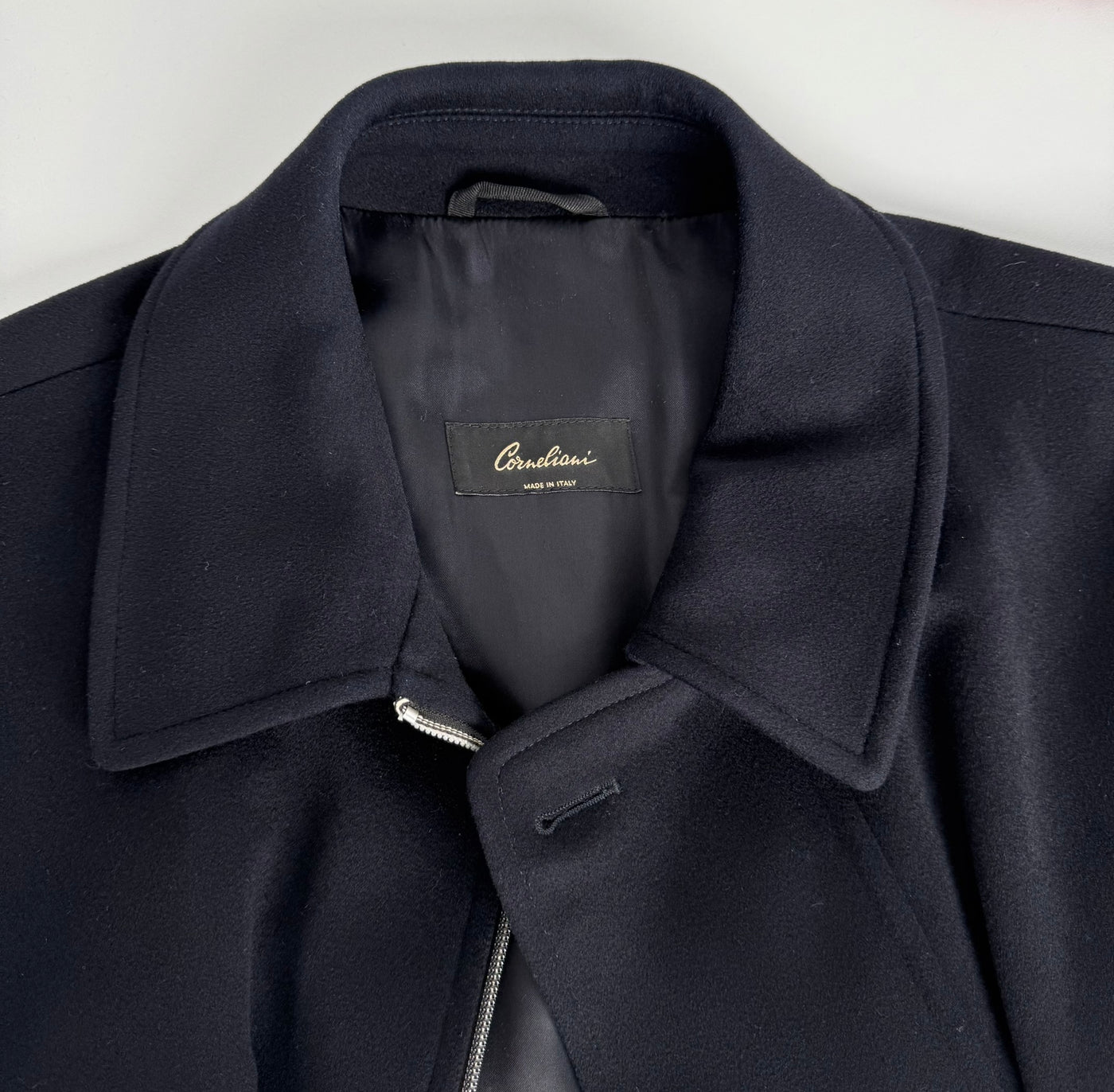 Abrigo Corneliani (XXL)