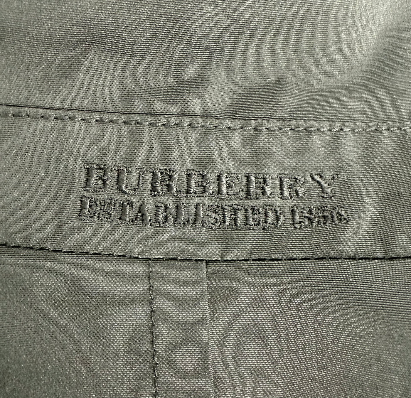 Gabardina Burberry (XXL)