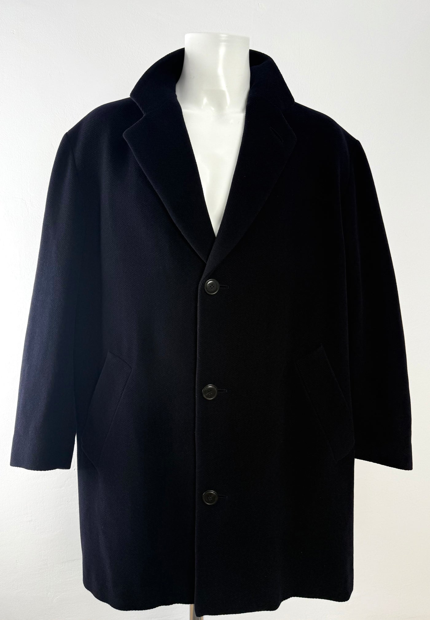 Abrigo Hugo Boss (XL)