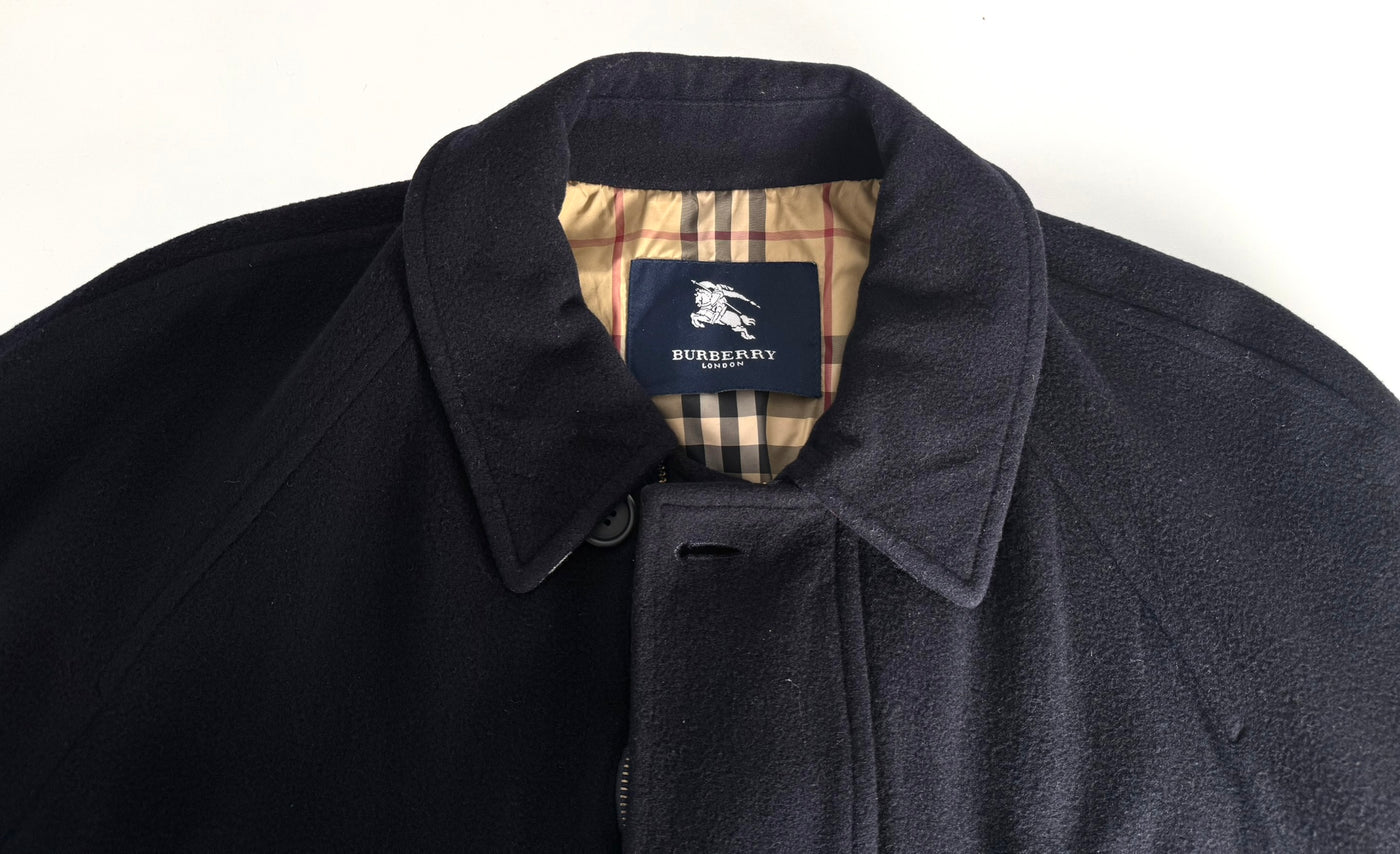 Abrigo Burberry (L)