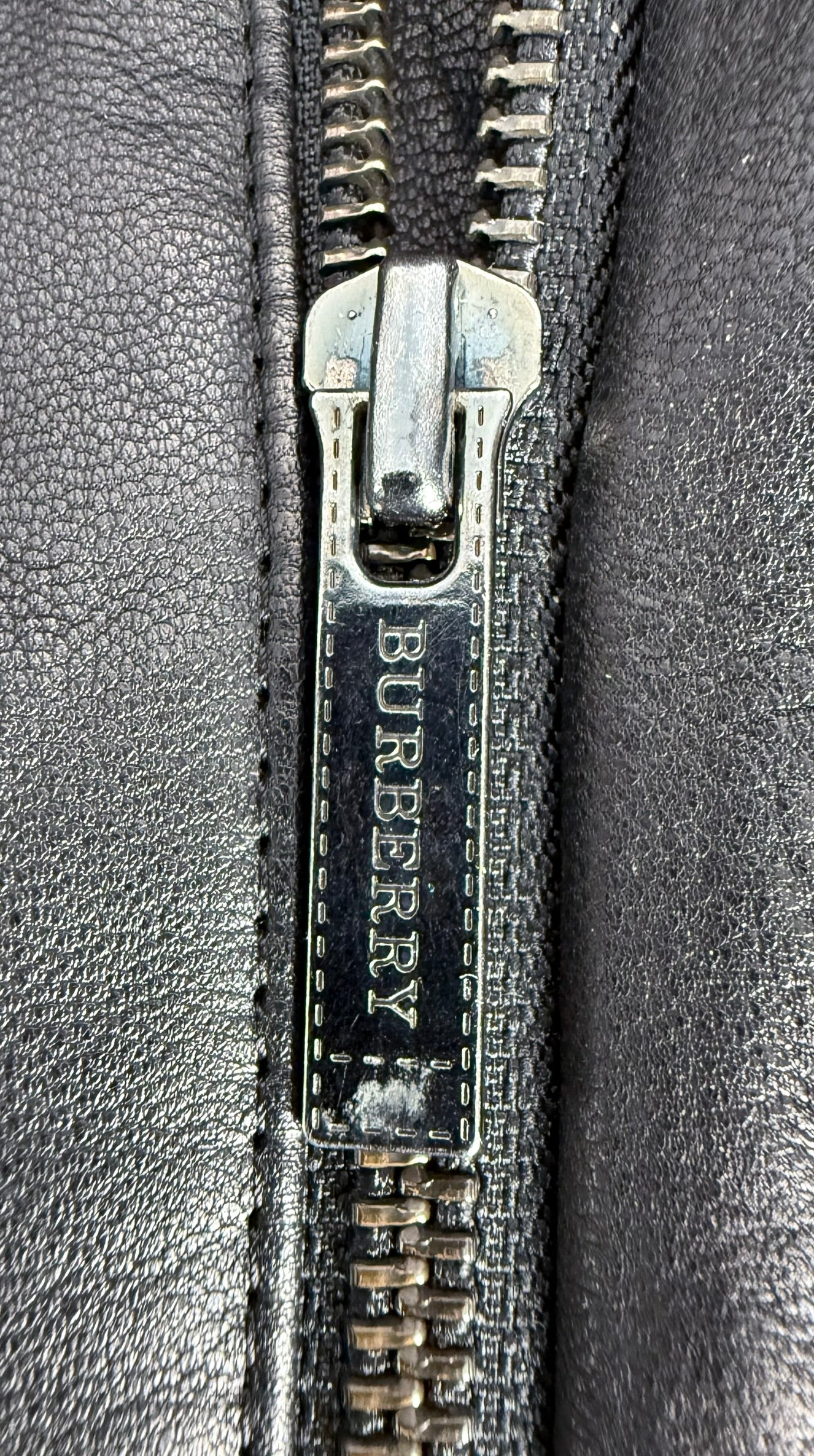 Abrigo de piel Burberry (L)