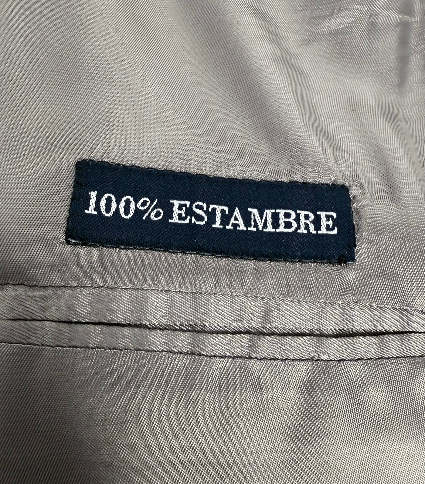 Traje Burberry (M)