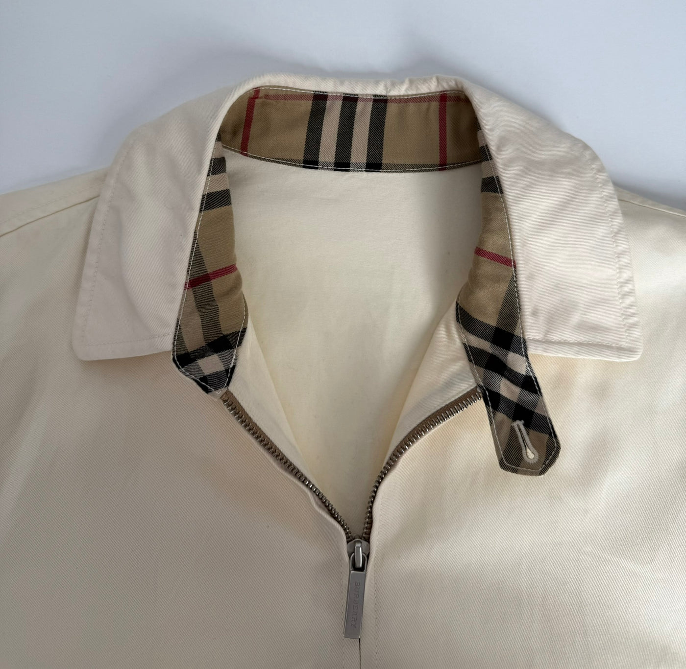 Cazadora Burberry (L)