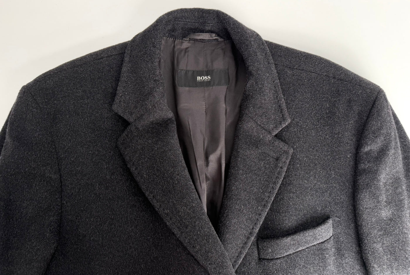 Abrigo Hugo Boss (L)