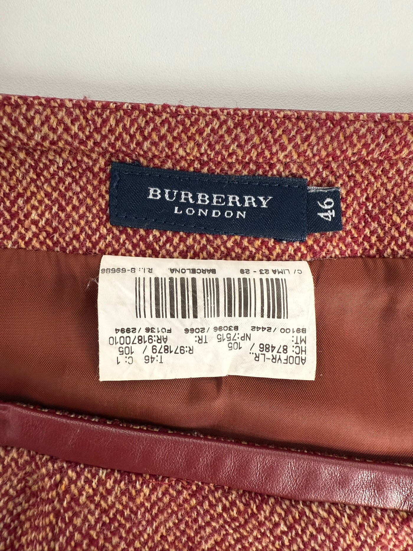 Traje de falda Burberry (L)