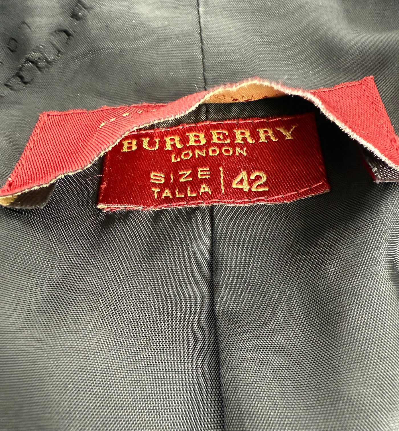 Traje de pantalón Burberry (M)