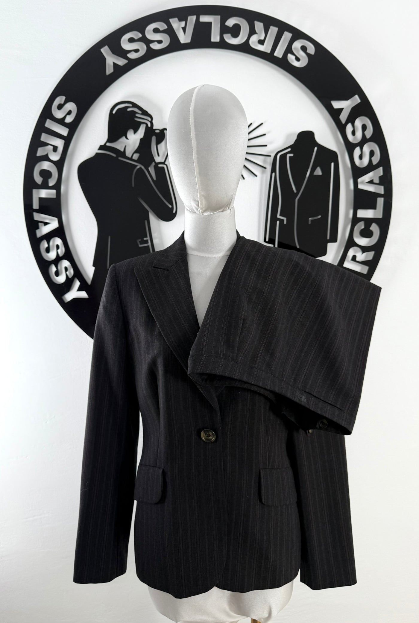 Traje de pantalón Burberry (M)