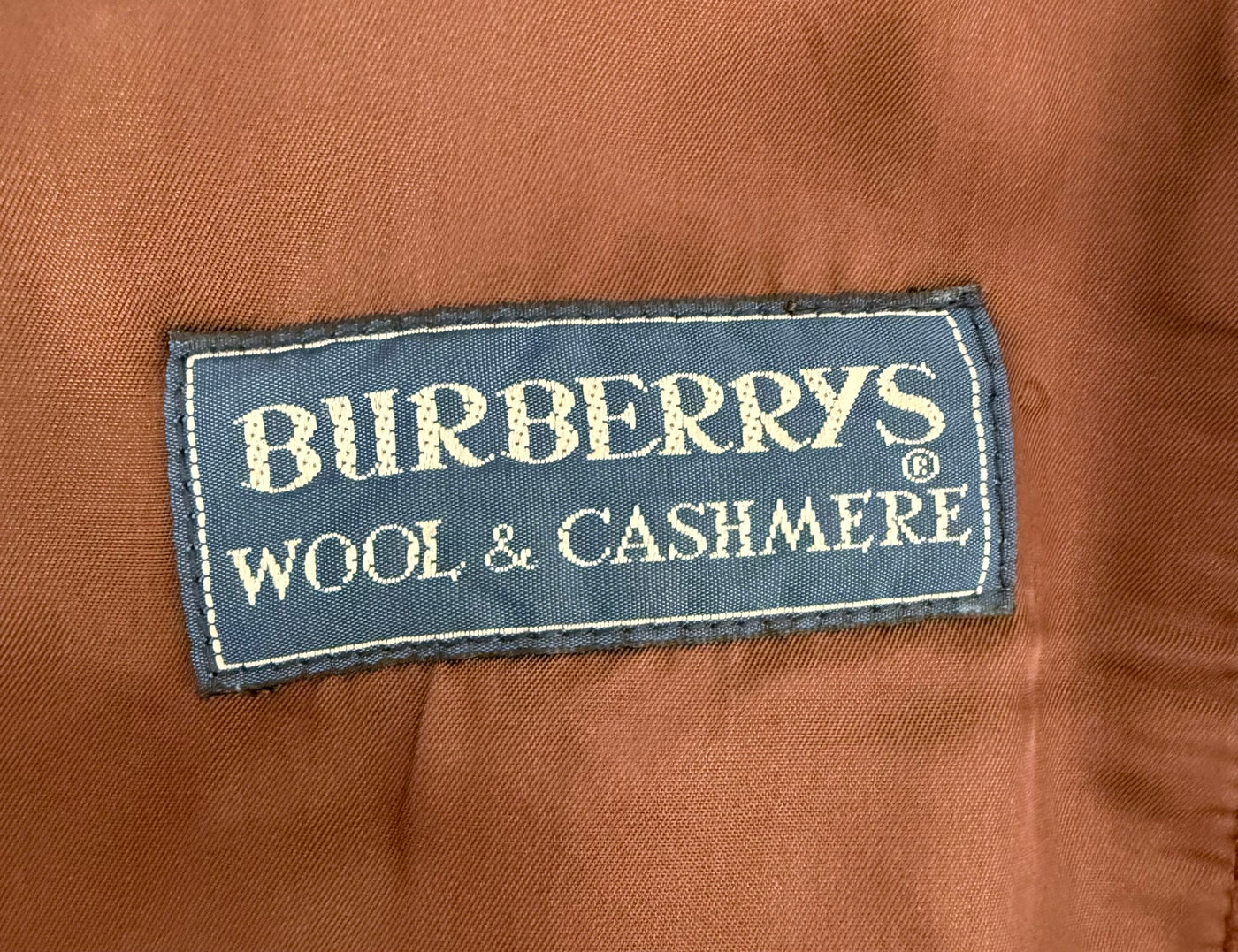Abrigo Burberry (L)