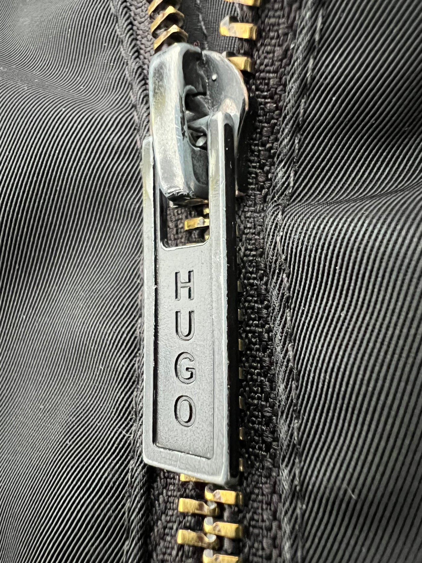 Abrigo Hugo Boss (M)