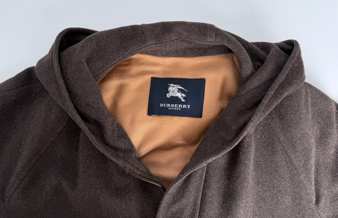 Abrigo Burberry (L)