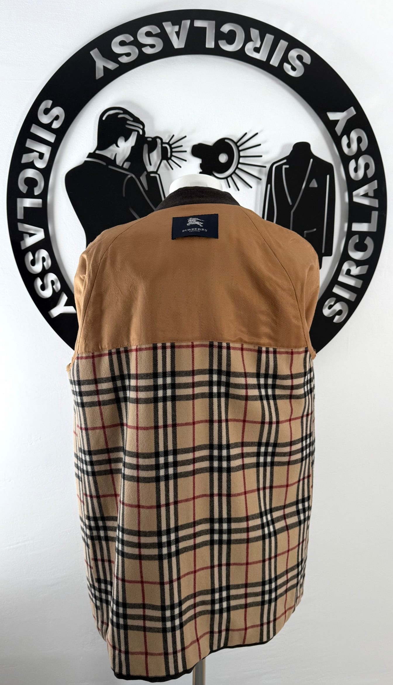 Abrigo Burberry (L)