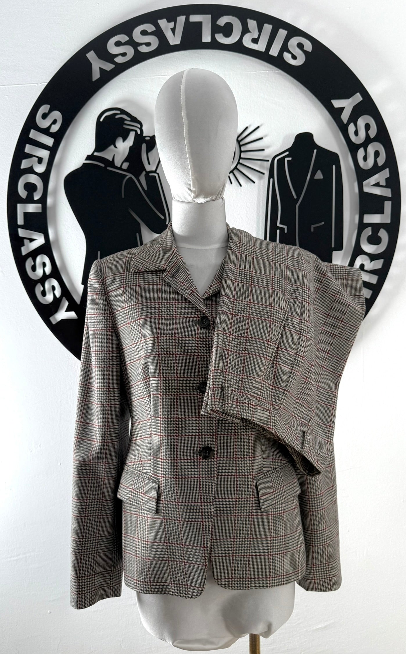 Traje de pantalón Burberry (M)