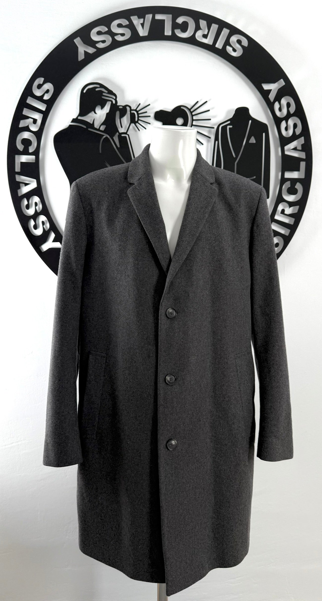 Abrigo Hugo Boss (XL)