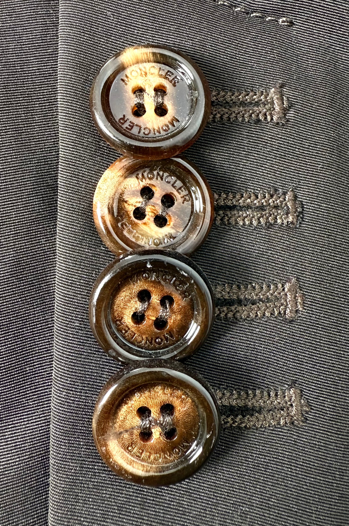 Cazadora Moncler (L)