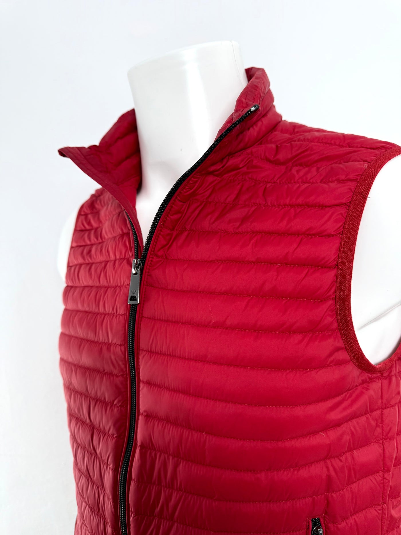 Chaleco de plumas Armani (S)