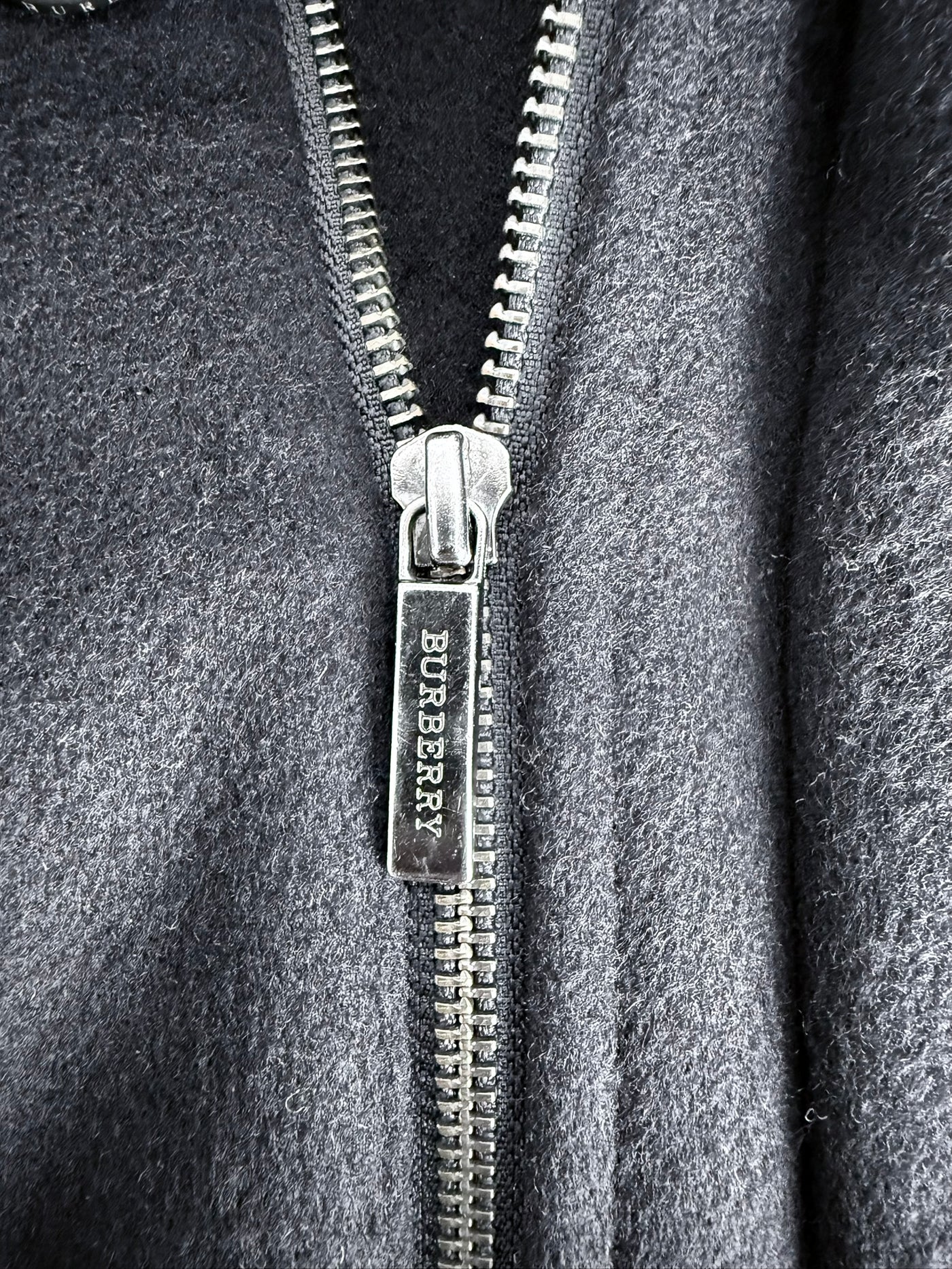 Abrigo Burberry (L)
