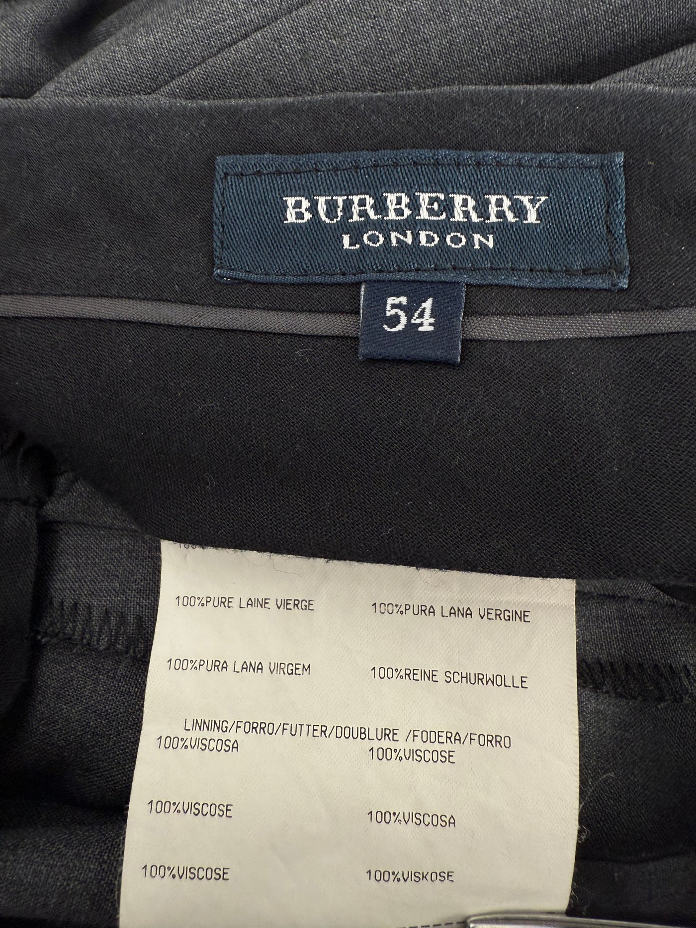 Traje Burberry (L)