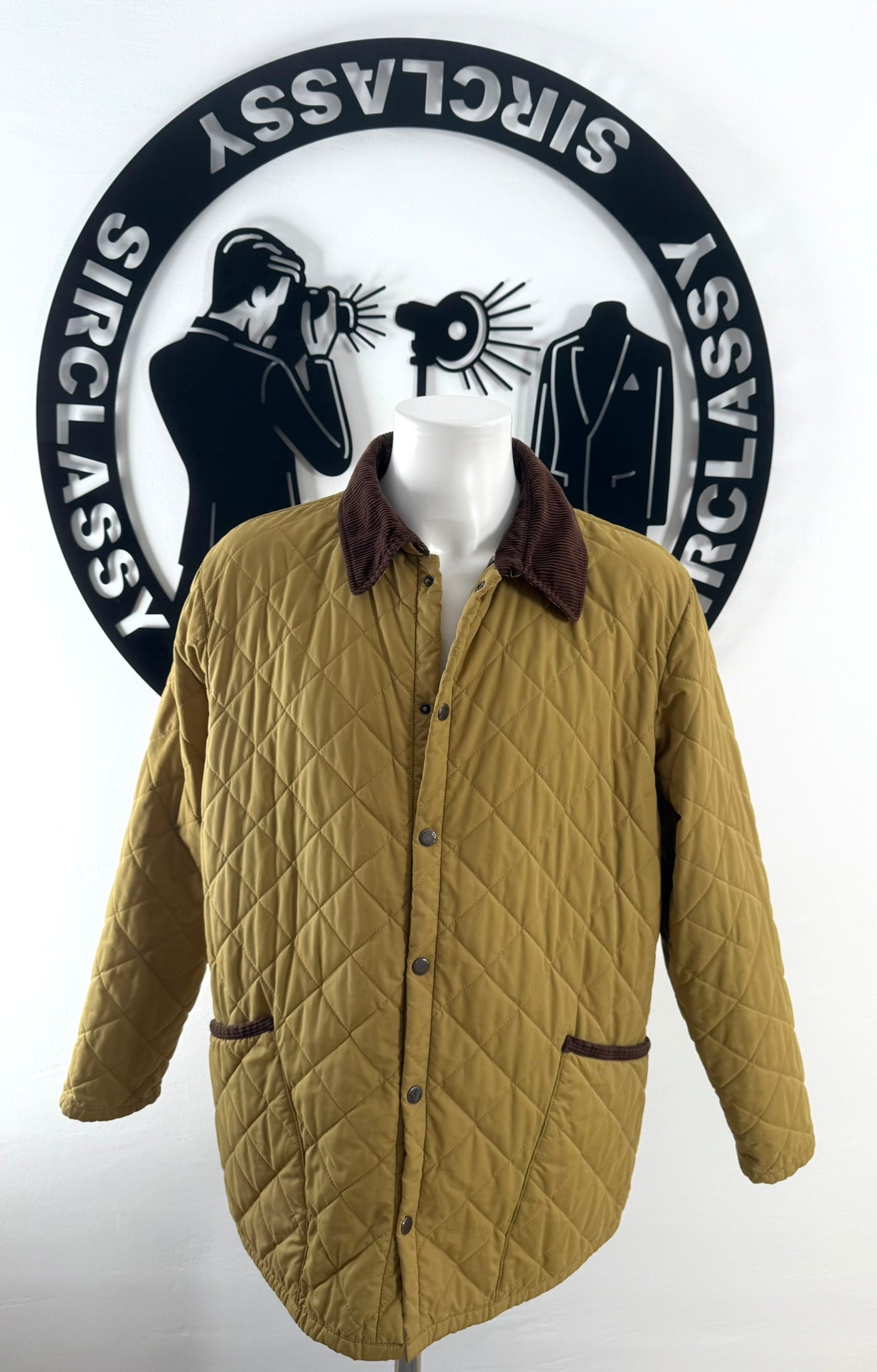 Abrigo Burberry (XL)
