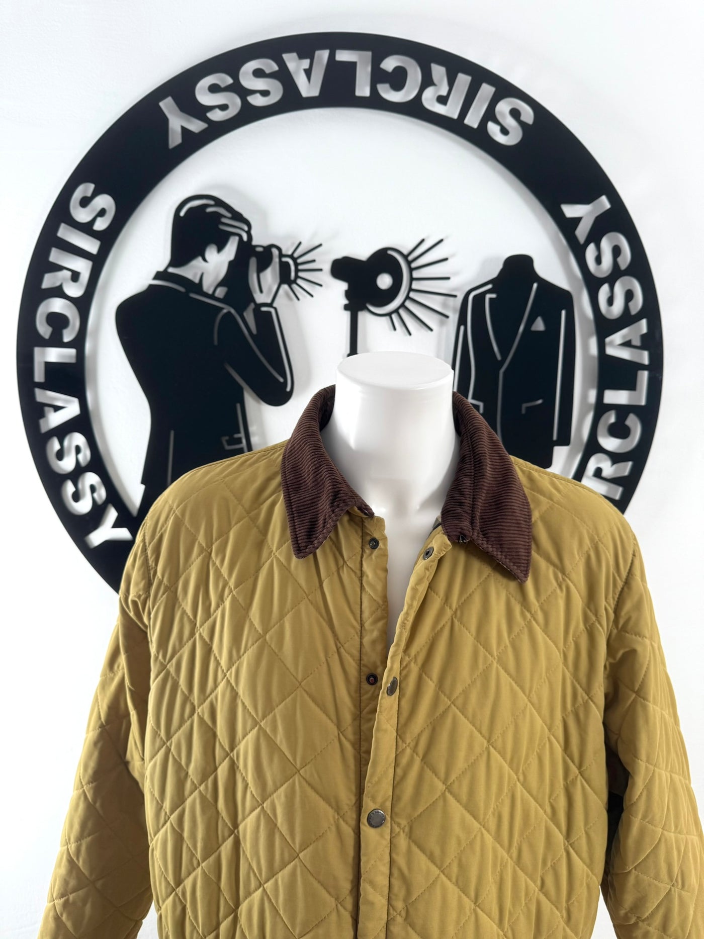 Abrigo Burberry (XL)