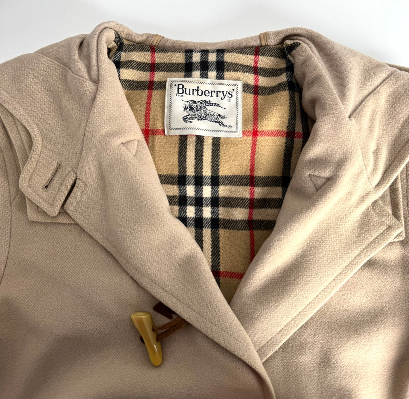 Abrigo Burberry (M)