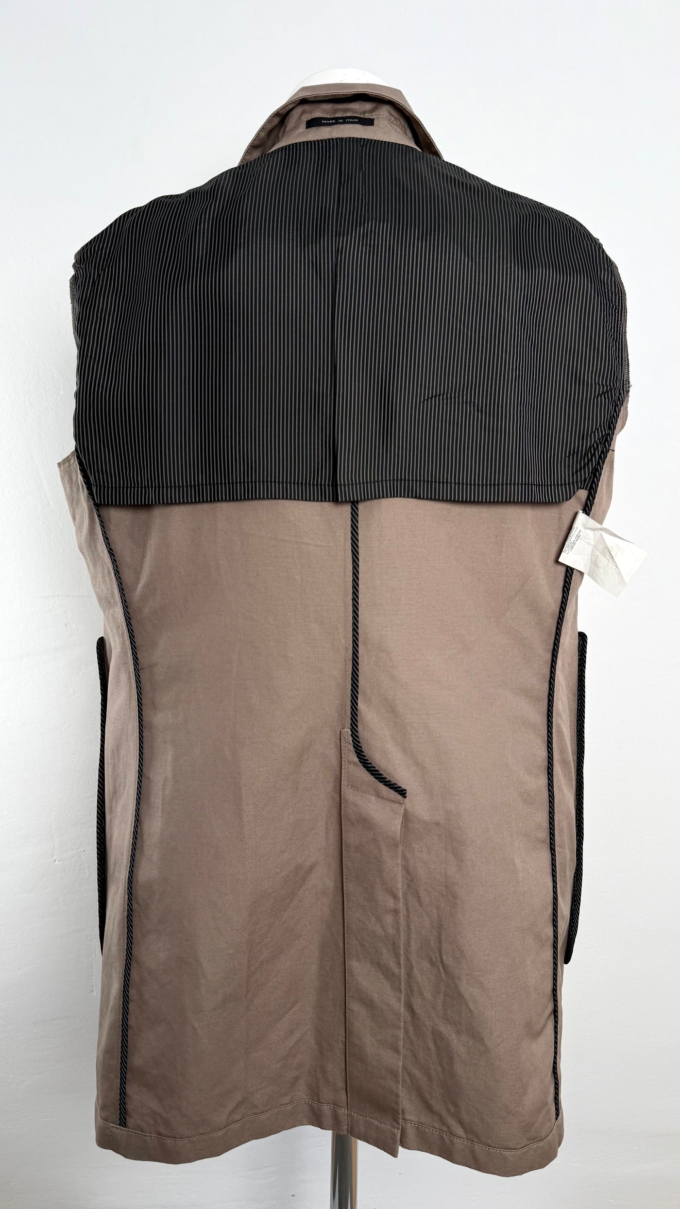 Gabardina Armani (L)