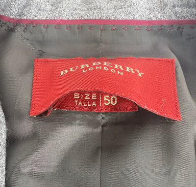 Traje de falda Burberry (XL)