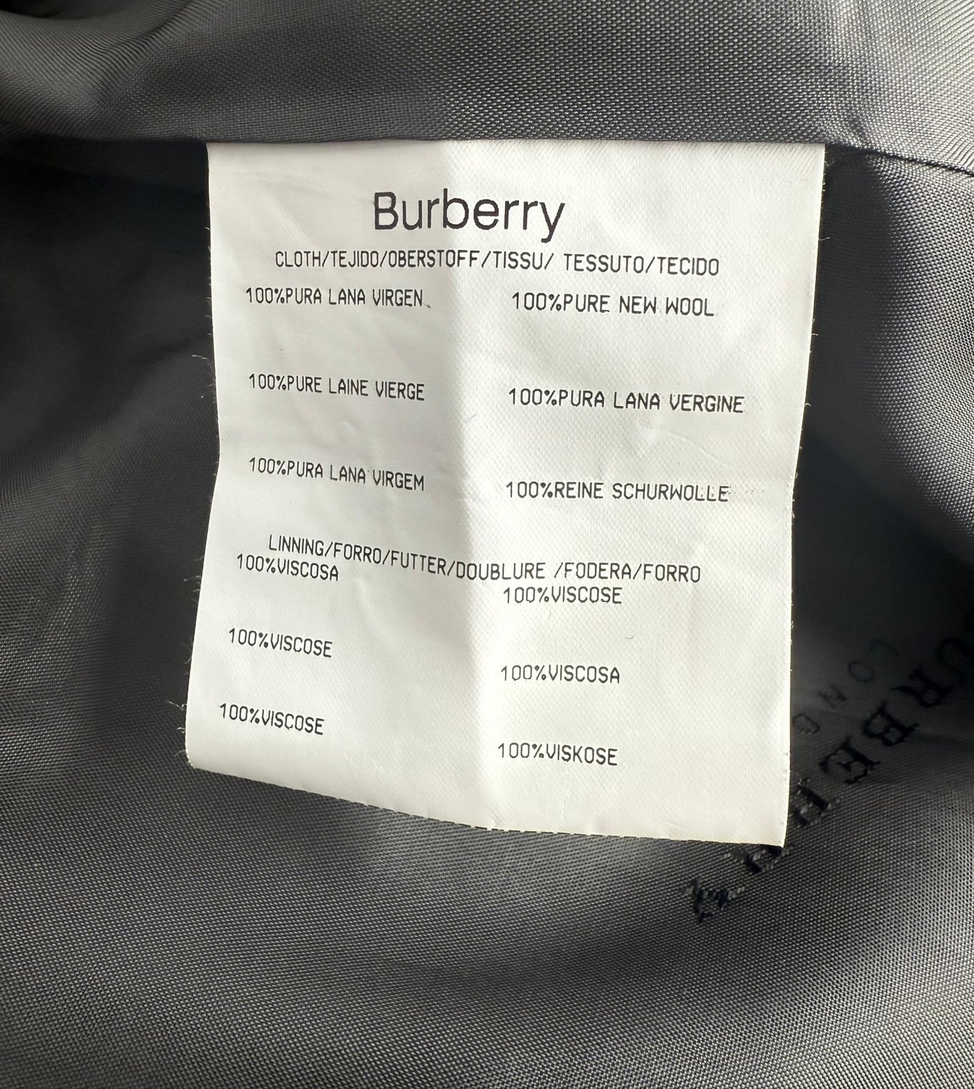 Traje de falda Burberry (XL)