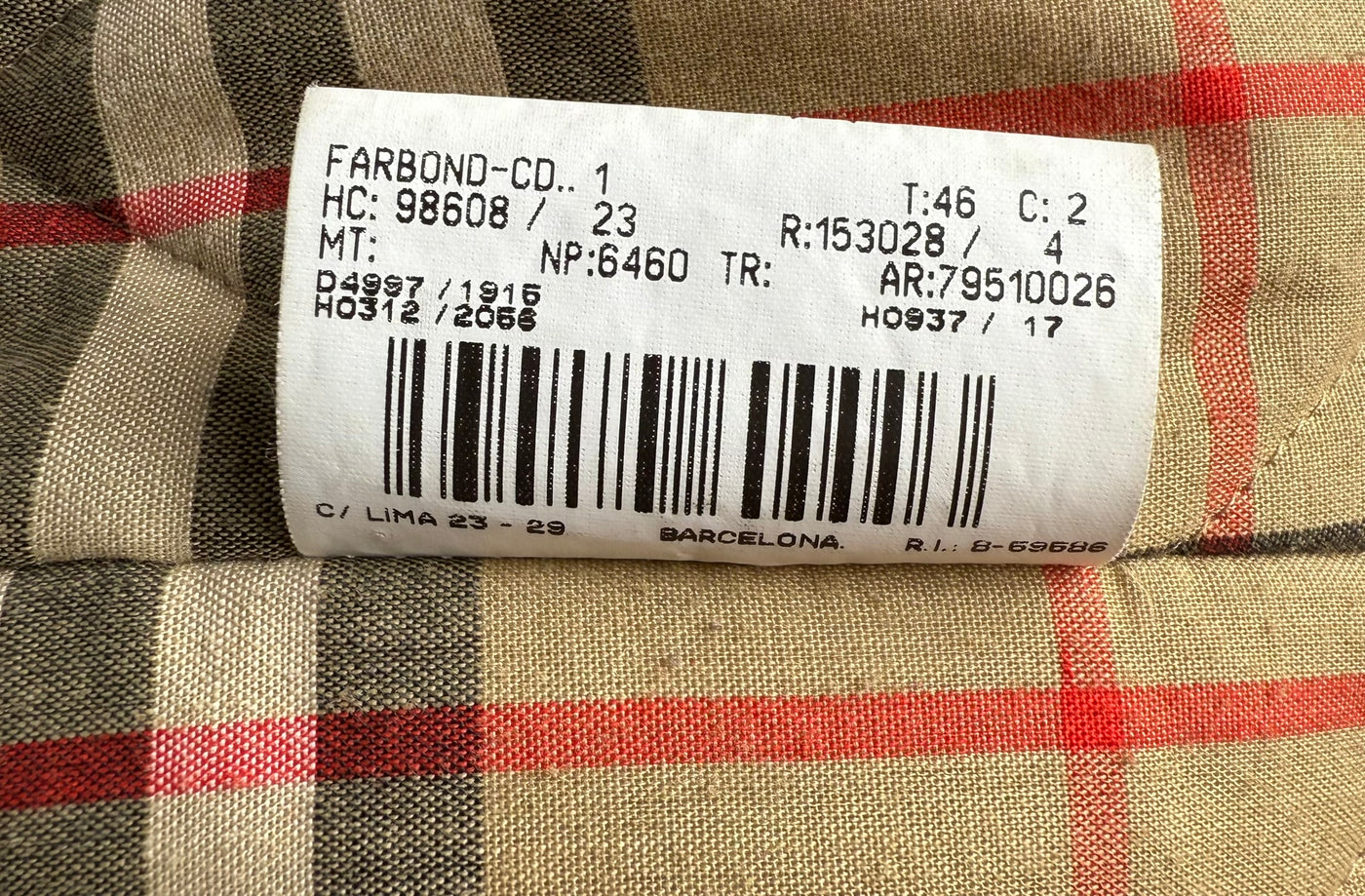 Abrigo Burberry (XL)