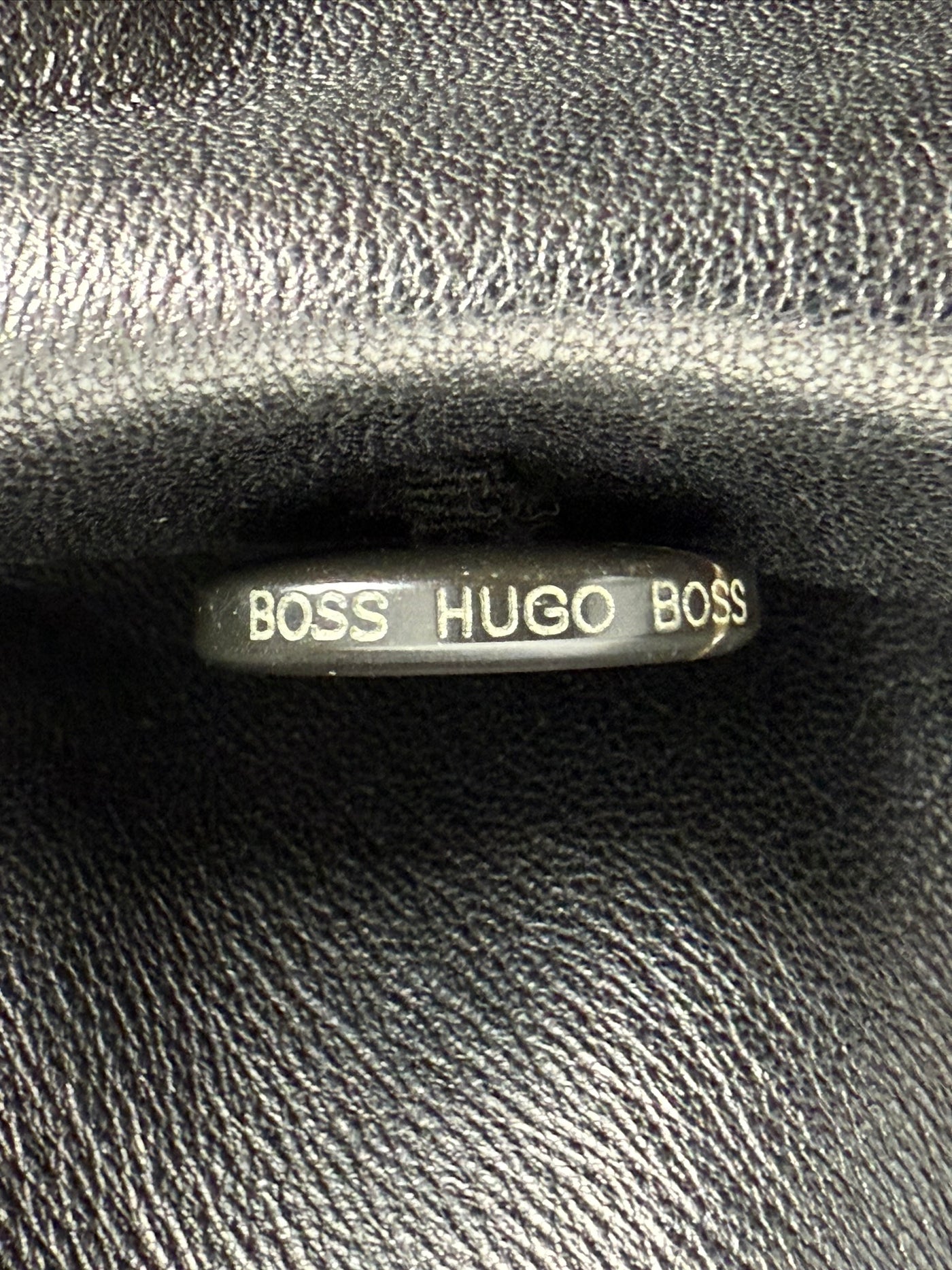 Abrigo de piel Hugo Boss (XXL)