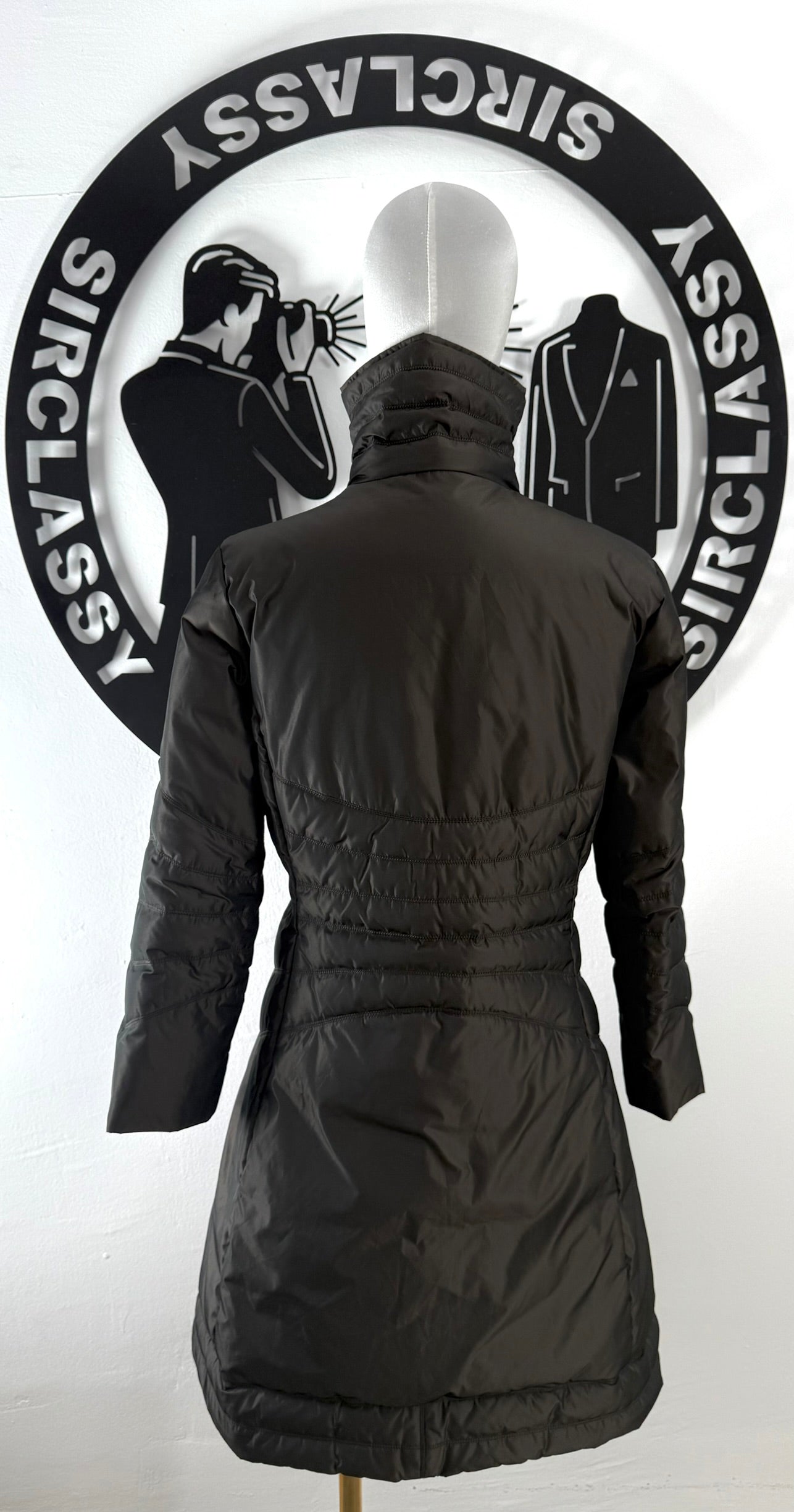Abrigo de plumas Moncler (M)