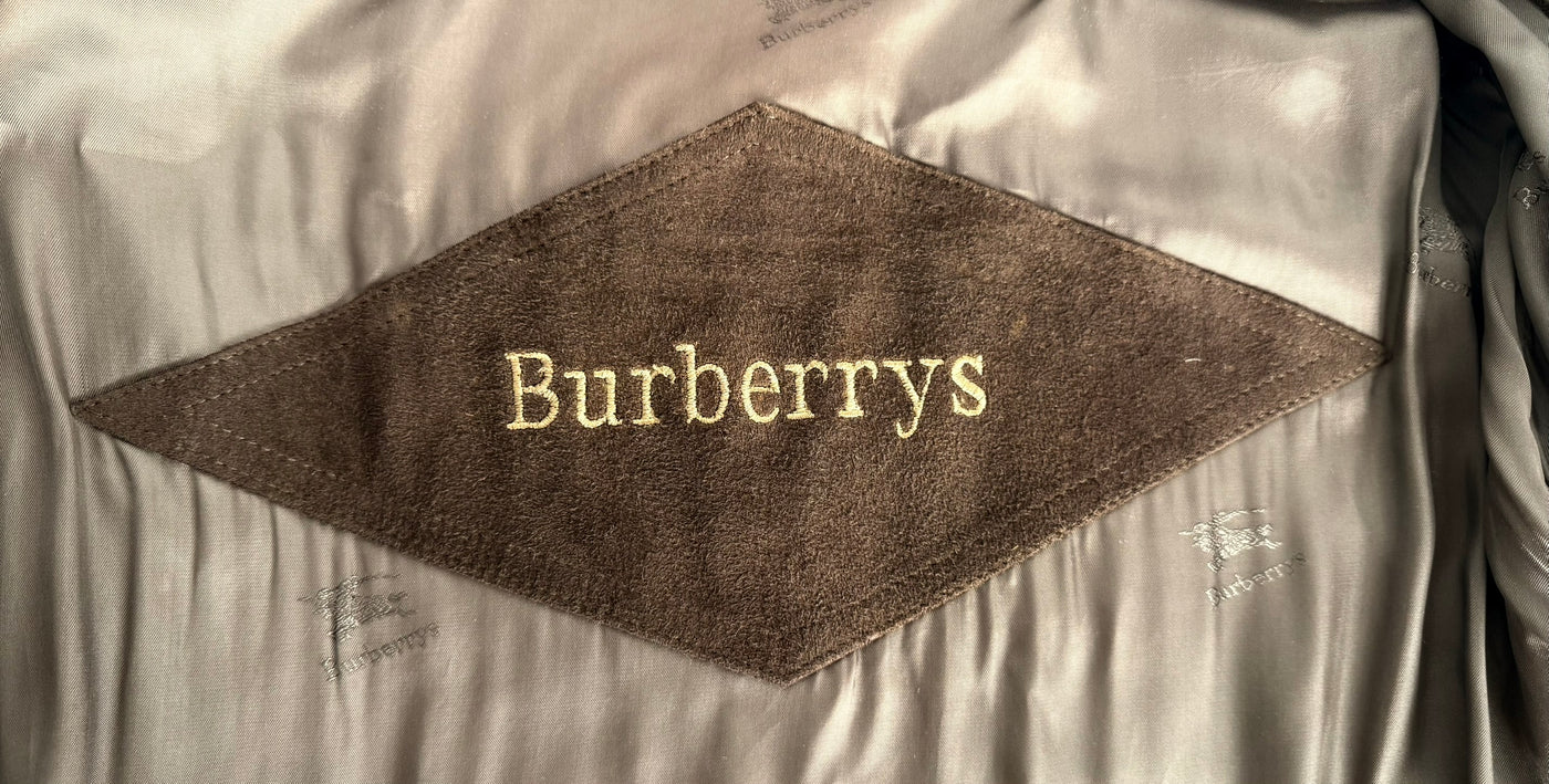 Abrigo de piel Burberry (XL)