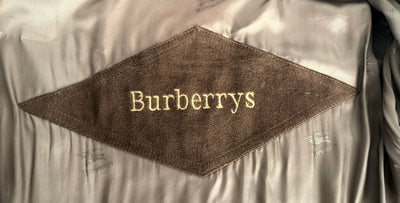 Abrigo de piel Burberry (XL)