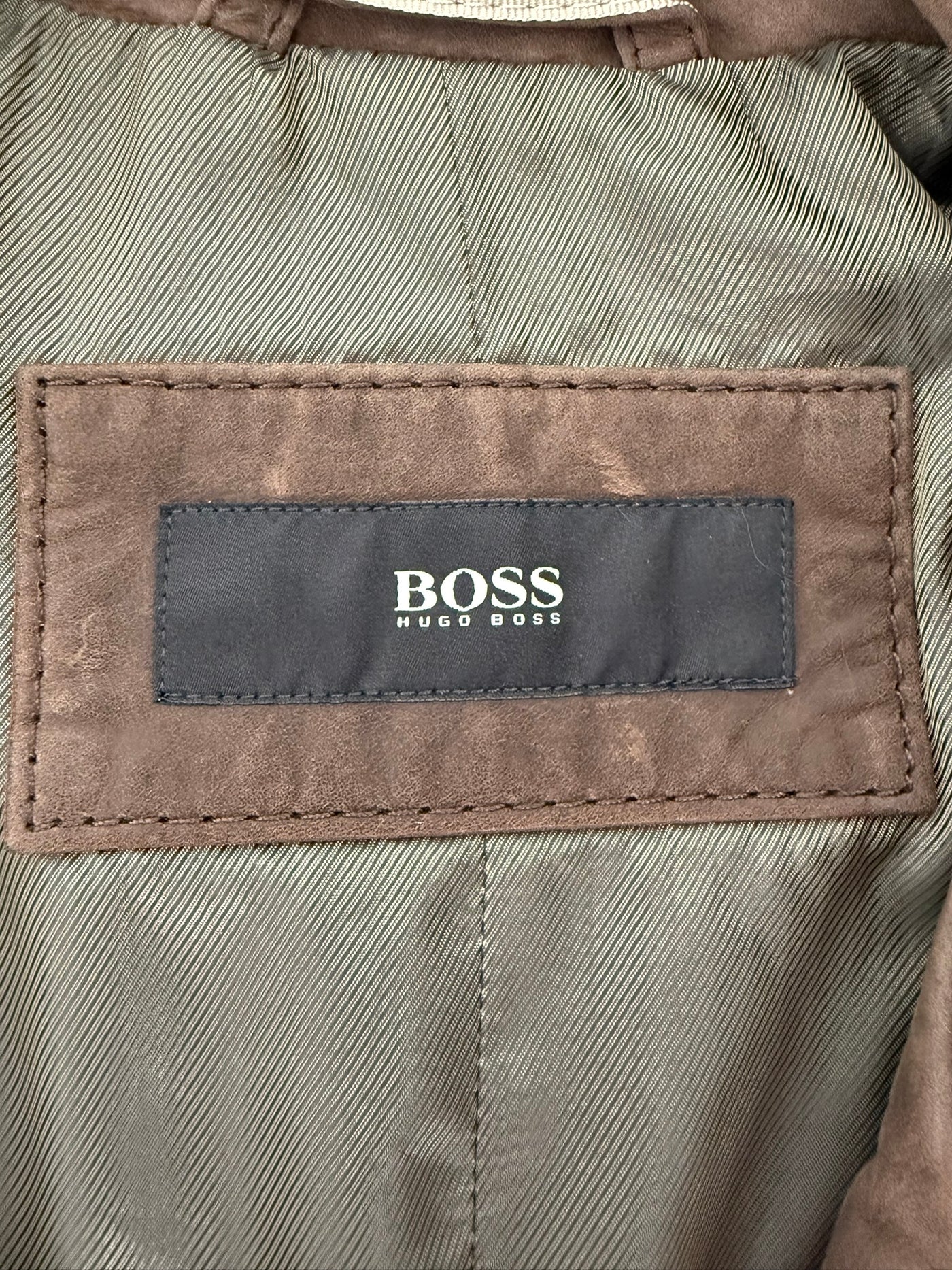 Abrigo de piel Hugo Boss (M)