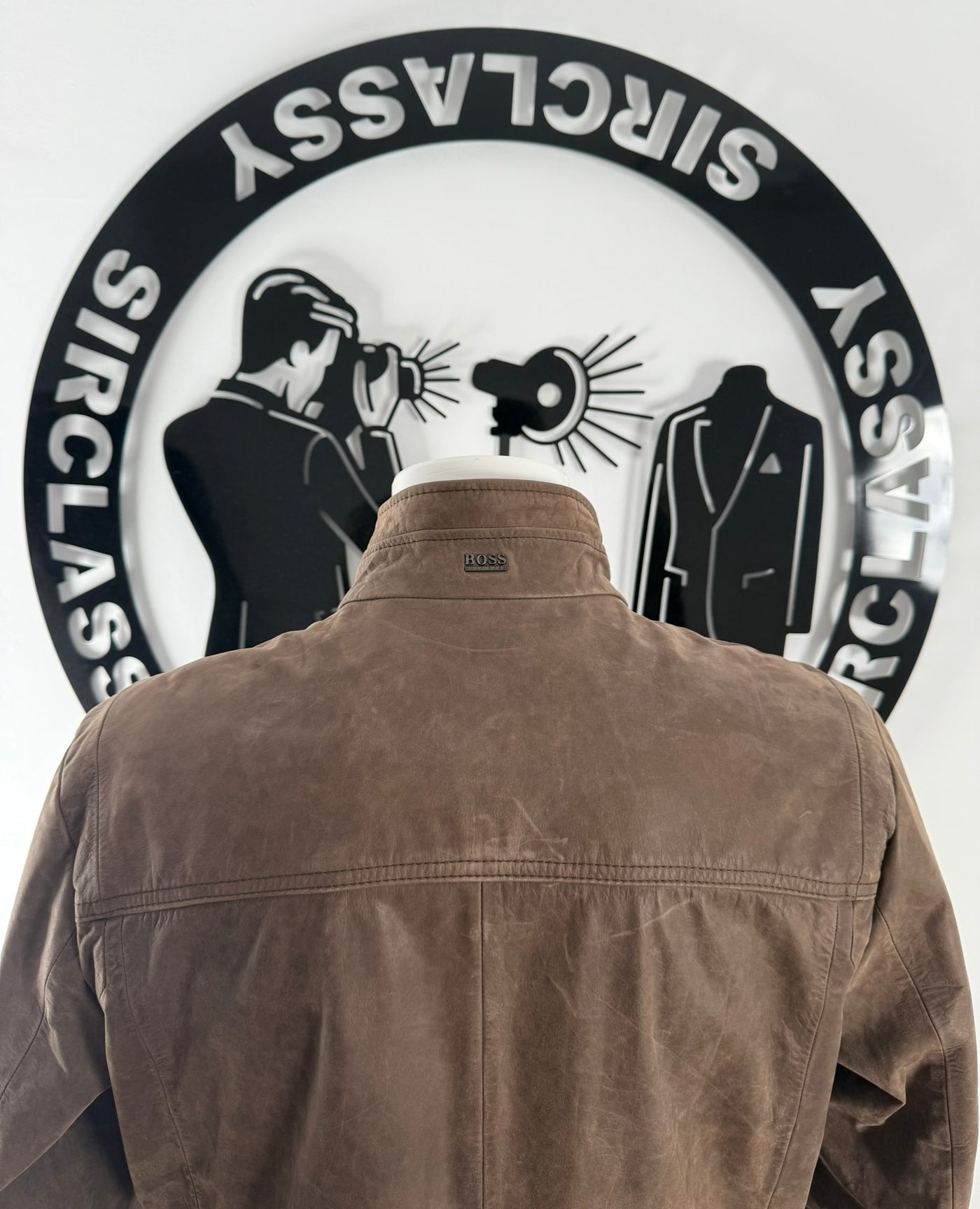 Abrigo de piel Hugo Boss (M)