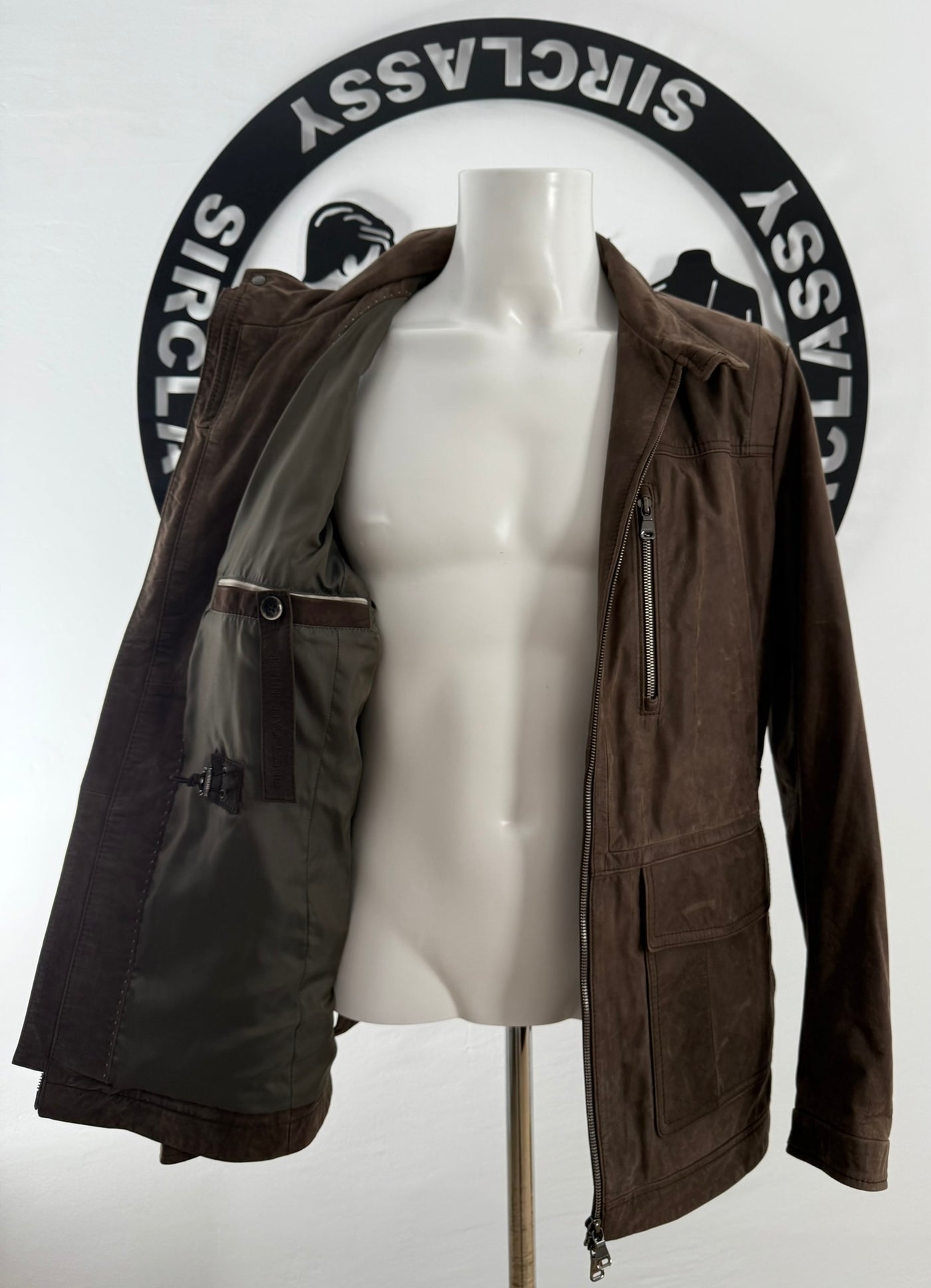 Abrigo de piel Hugo Boss (M)