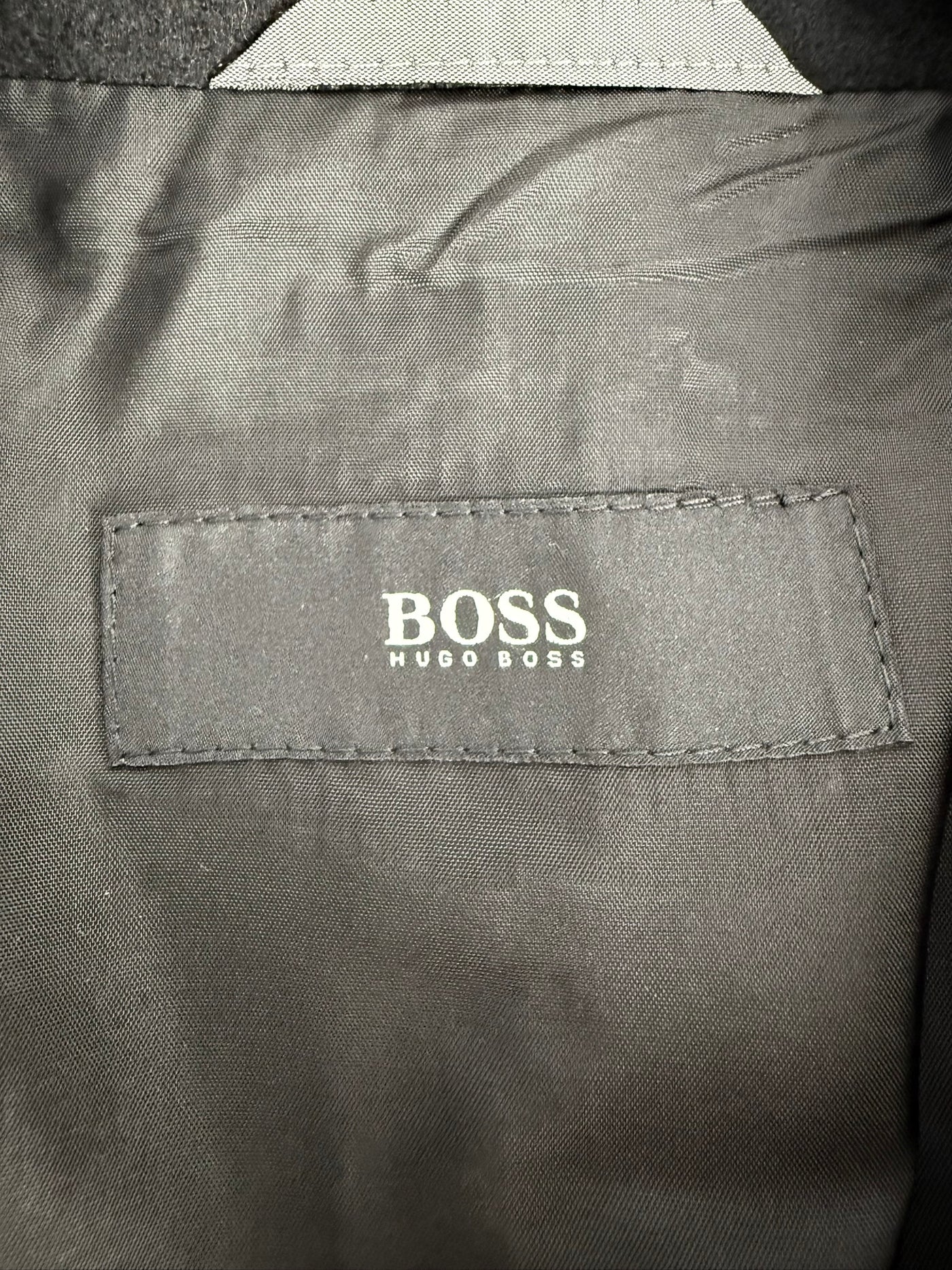 Abrigo Hugo Boss (XL)