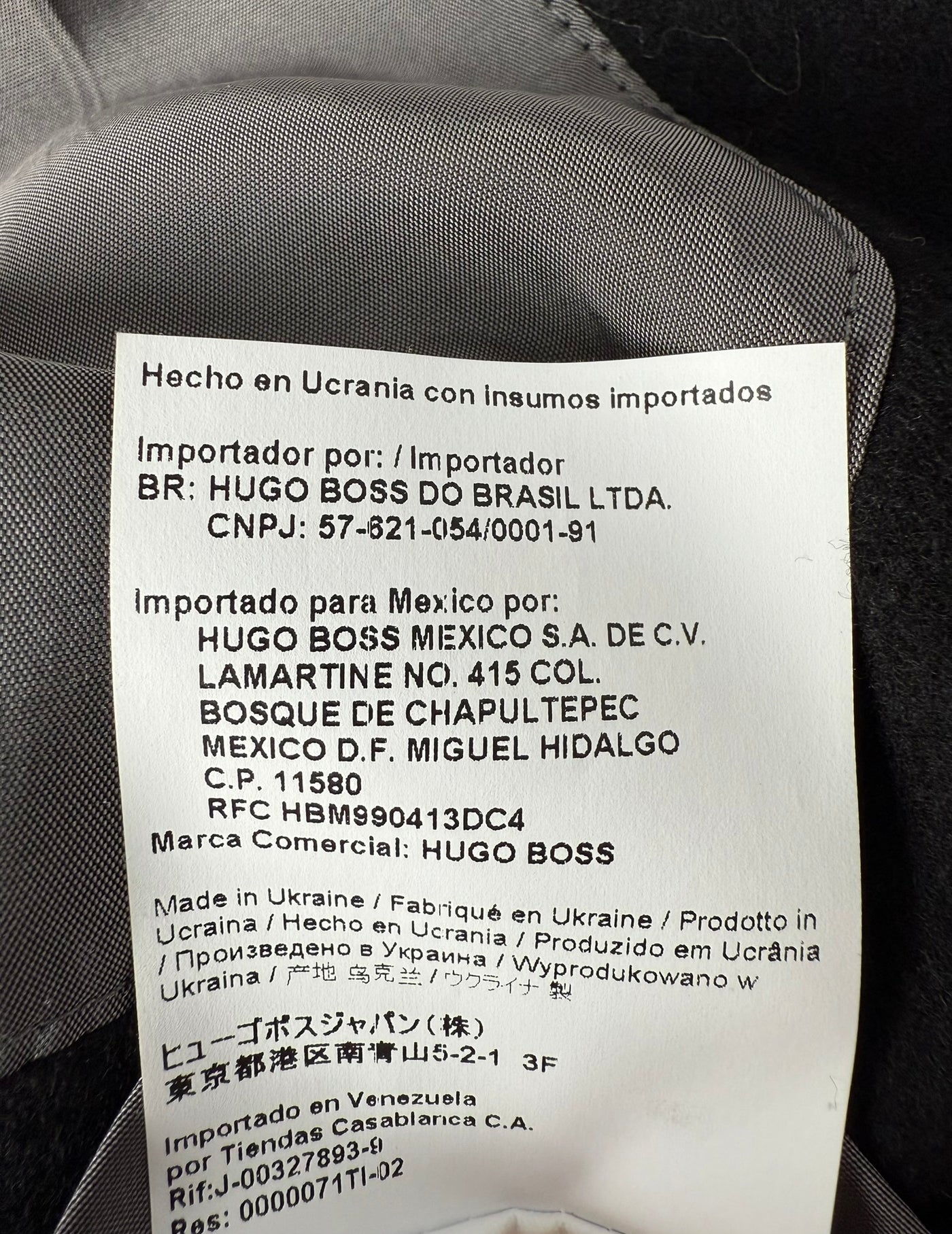 Abrigo Hugo Boss (XL)