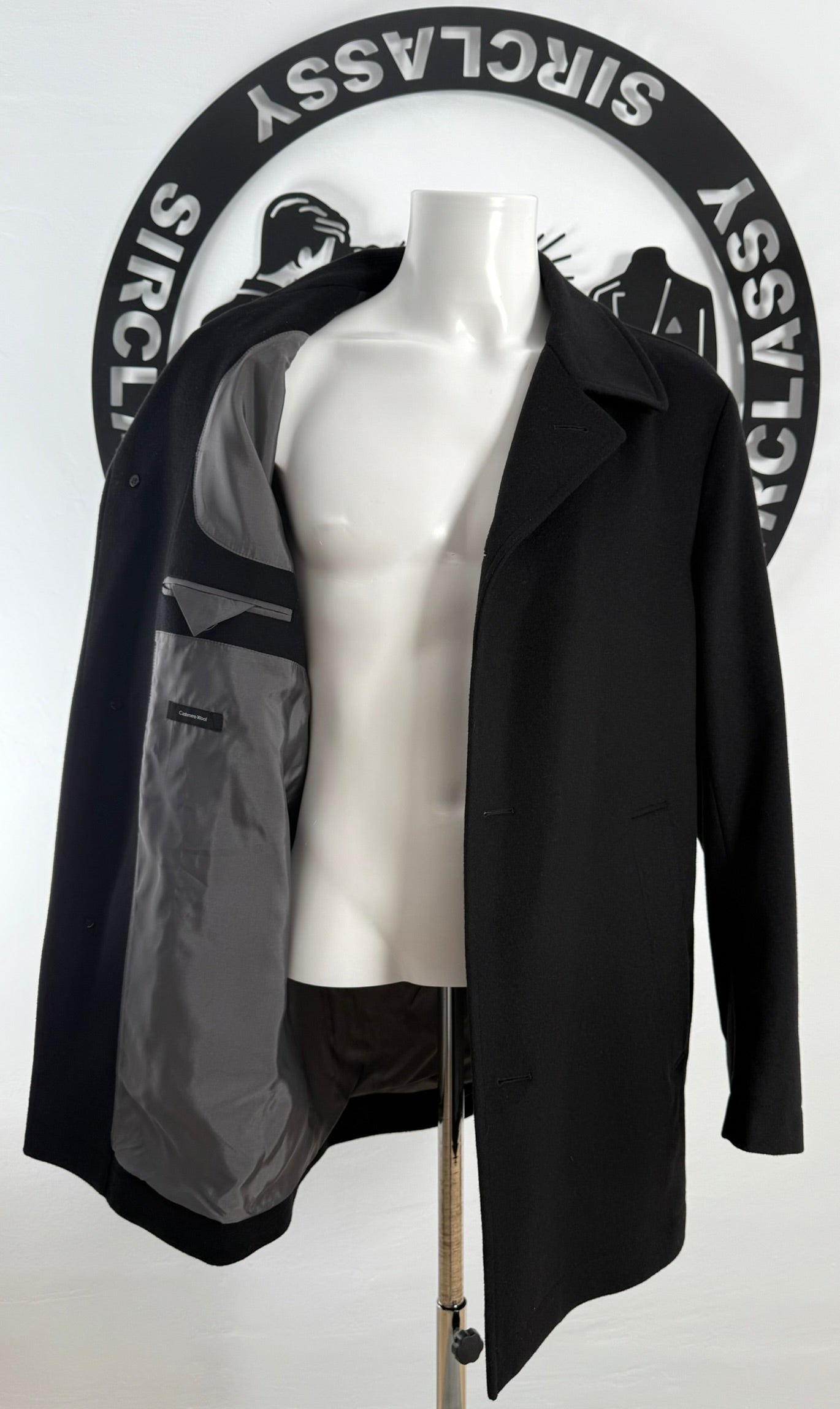 Abrigo Hugo Boss (XL)