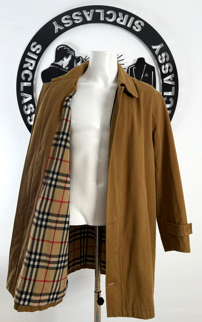 Abrigo Burberry (XL)